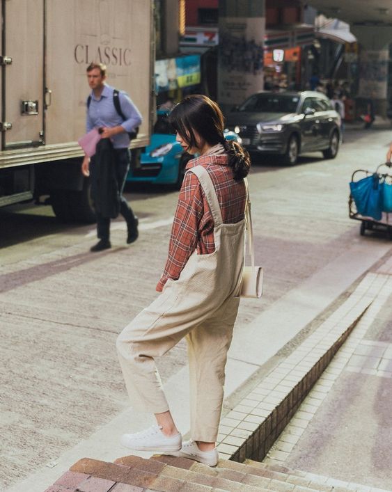 連身褲穿搭　嬌小女孩